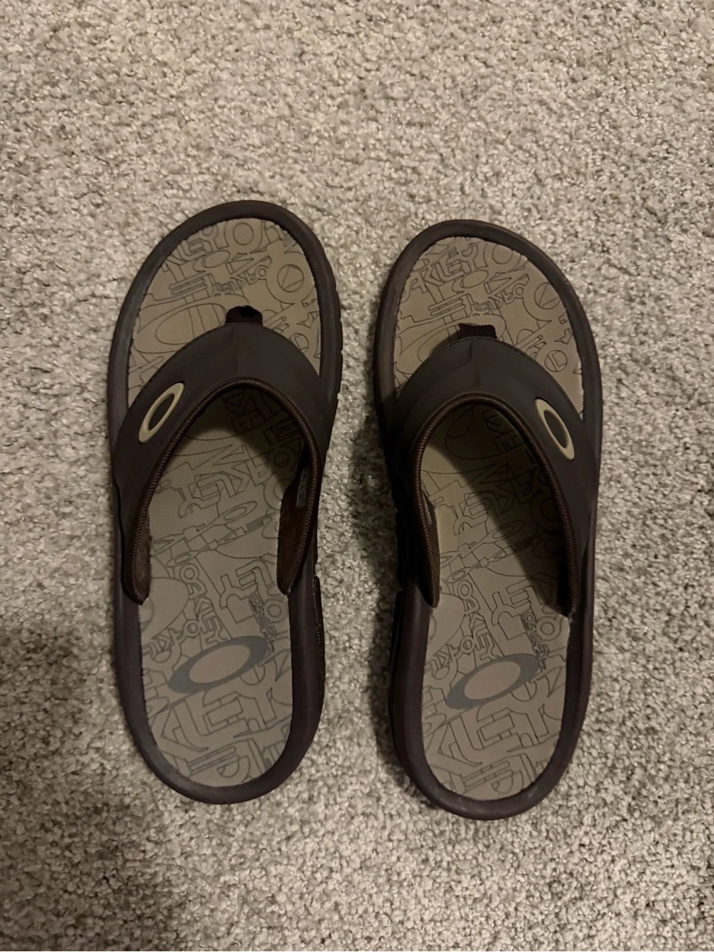 Oakley Brown and Beige Logo Thong Sandals
